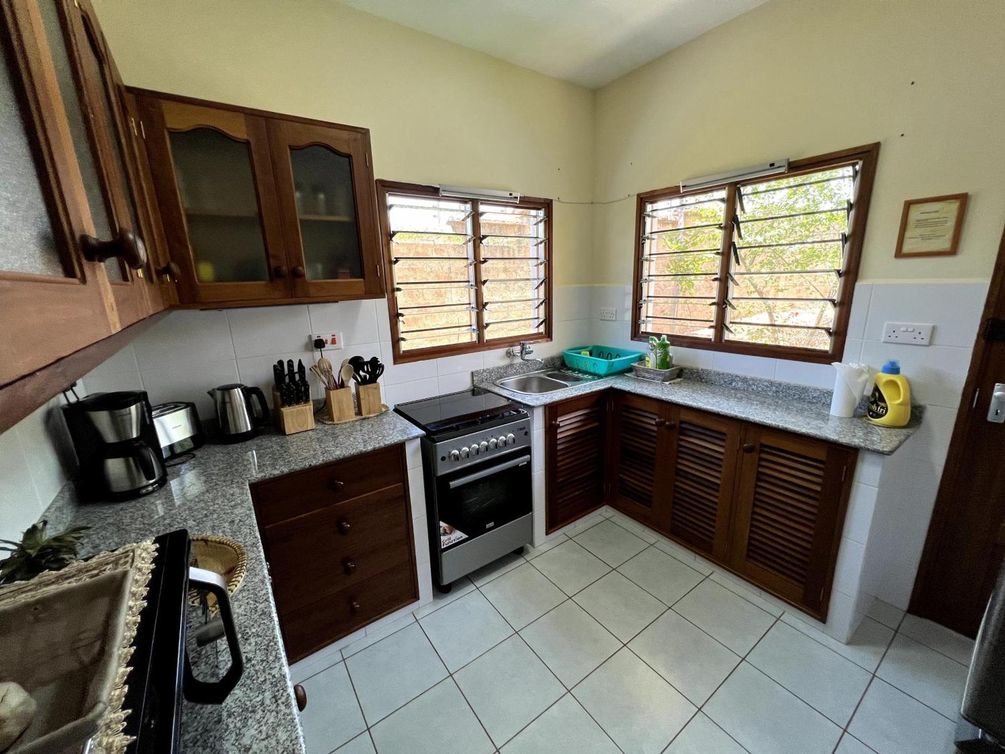 Paradiesische Villa Maisha Mazuri Mit Pool. Terrasse Und Personal Diani Beach Exterior foto