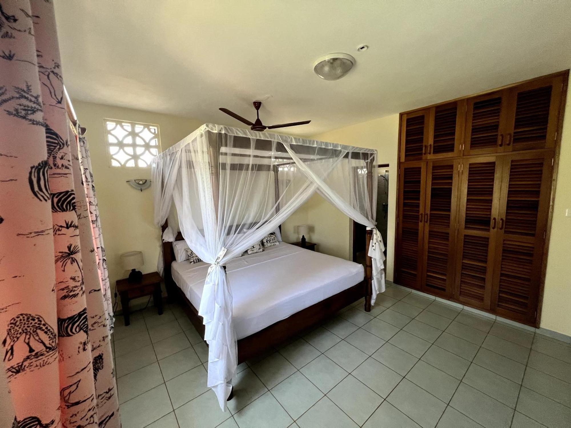Paradiesische Villa Maisha Mazuri Mit Pool. Terrasse Und Personal Diani Beach Exterior foto