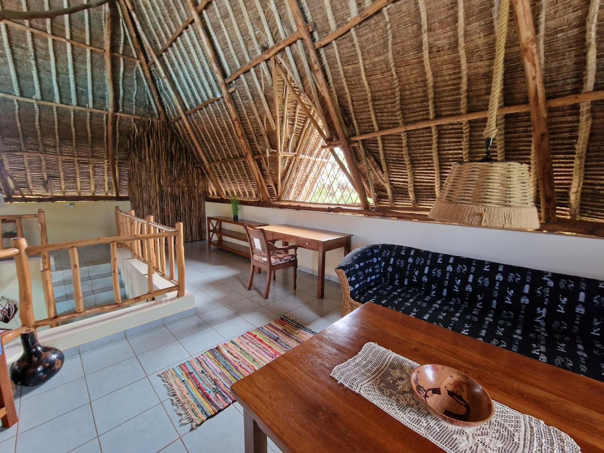 Paradiesische Villa Maisha Mazuri Mit Pool. Terrasse Und Personal Diani Beach Exterior foto